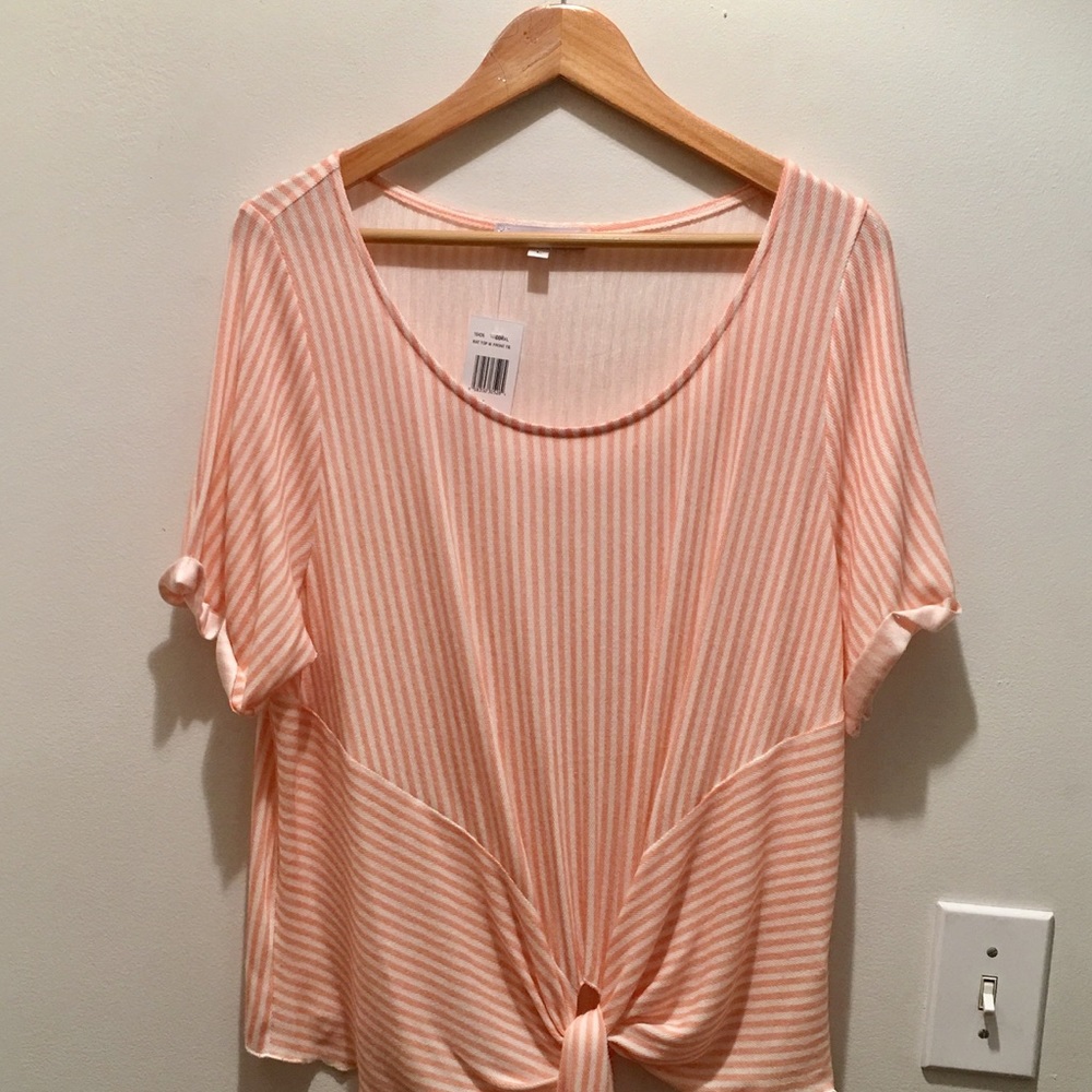 Vanity Room Coral Striped Front Tie T-shirt Large